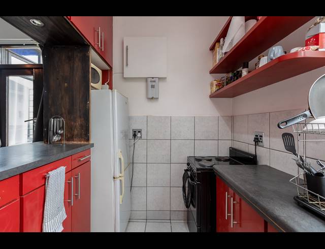 0.5 BEDROOM APARTMENT TO LET IN RONDEBOSCH